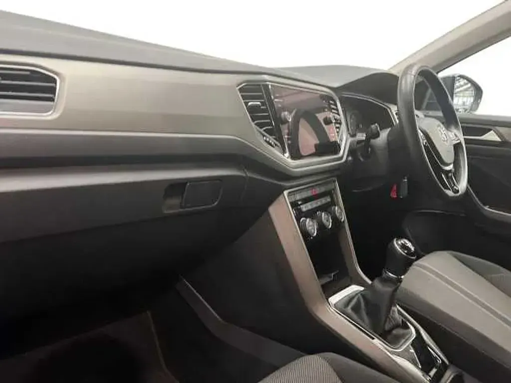 Used VW T-Roc SE 115 HP (84 kW) 2020 Grey SUV