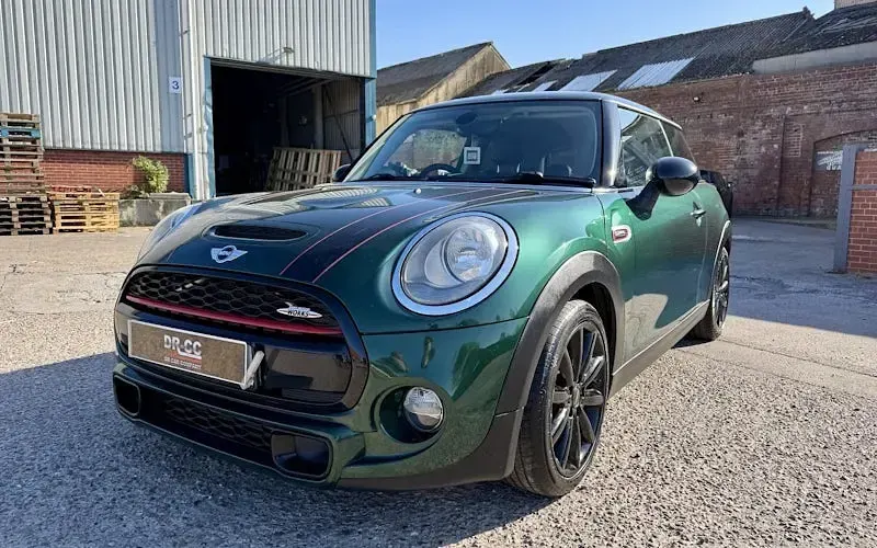 Used Mini Cooper S Hatch 170 HP (125 kW) 2017 Hatchback