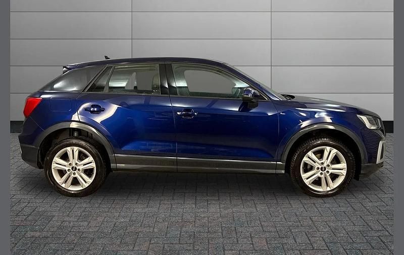 Used Audi Q2 Sport 147 HP (108 kW) 2021 Blue SUV