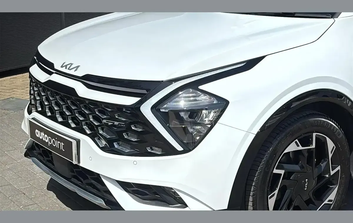Used Kia Sportage GT-Line 157 HP (115 kW) 2025 White SUV