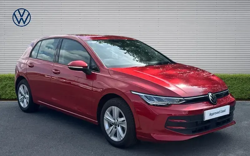 Used VW Golf VIII Life 116 HP (85 kW) 2025 Hatchback