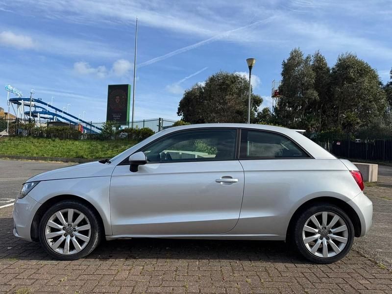 Usado Audi A1 Sport 2012 Prateado Citadino