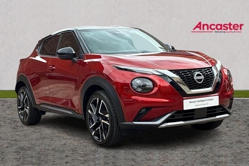 I sunset red with solid black New 2025 Nissan Juke Tekna+ SUV | £24,975 (Fair price) - Image 1/4