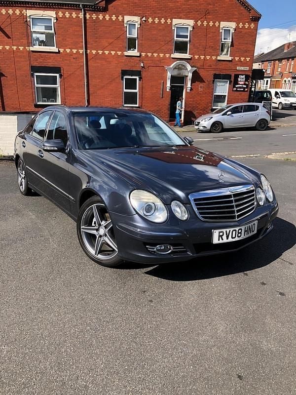 Grey Used 2008 Mercedes E220 Avantgarde Sedan | £2,495 (Fair price) - Image 1/4