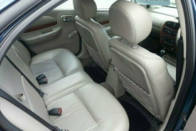 Used Chrysler Neon 131 HP (96 kW) 2003 Sedan