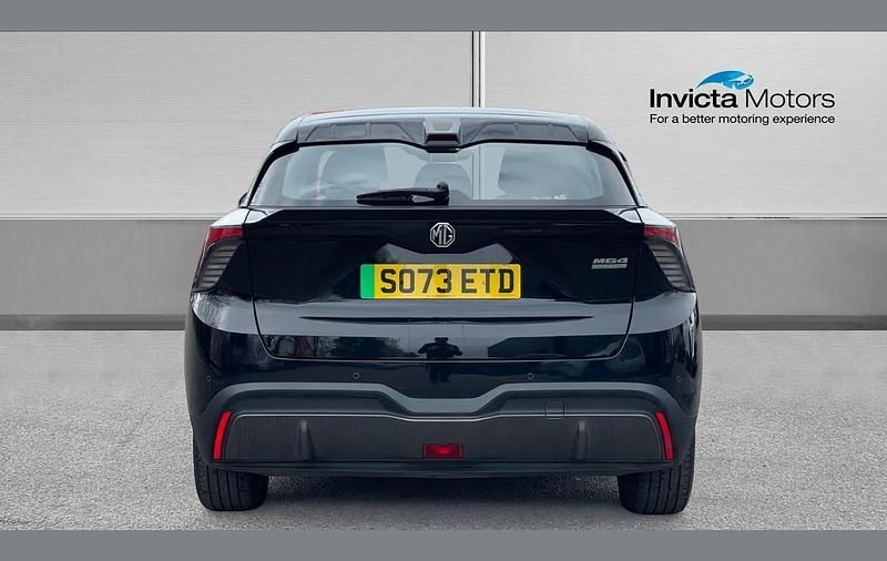 Used MG MG4 EV SE 125 kW (170 HP) 2024 Black Hatchback