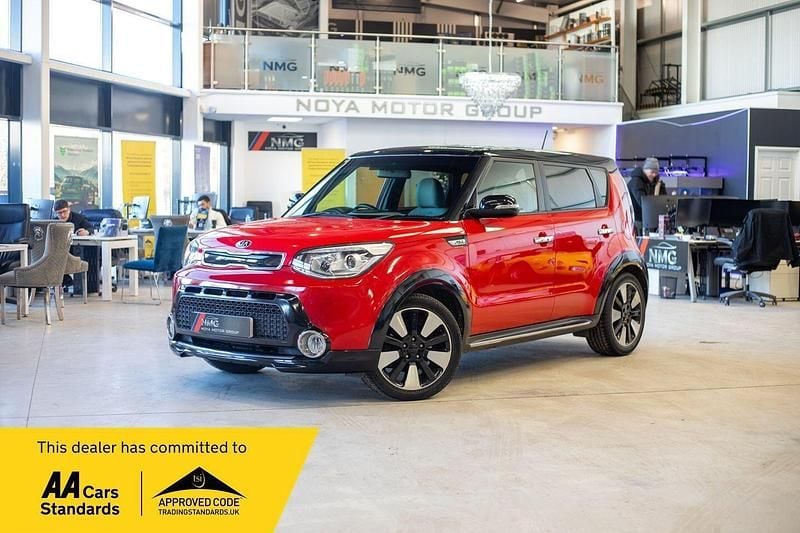 Used Kia Soul 126 HP (92 kW) 2015 Red SUV