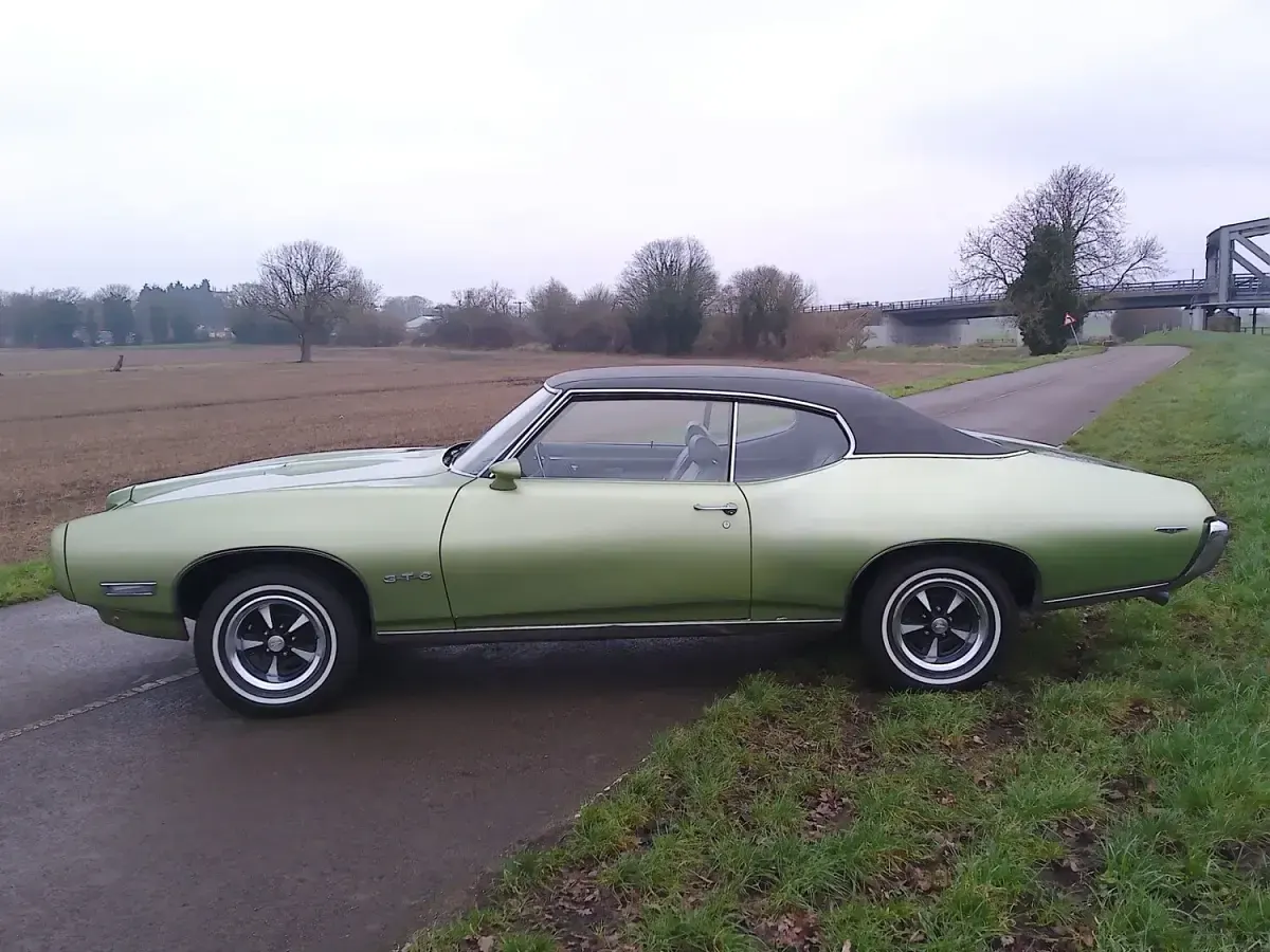 Used Pontiac GTO 390 HP (286 kW) 2021 Green Coupe