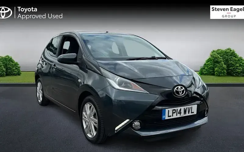 Used Toyota Aygo x-press 69 HP (50 kW) 2016 Hatchback