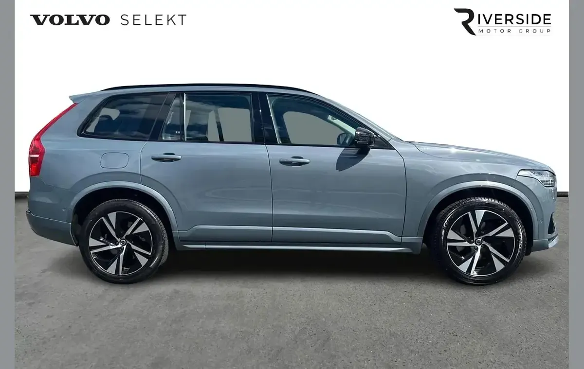 Used Volvo XC90 Plus 235 HP (172 kW) 2023 Grey SUV