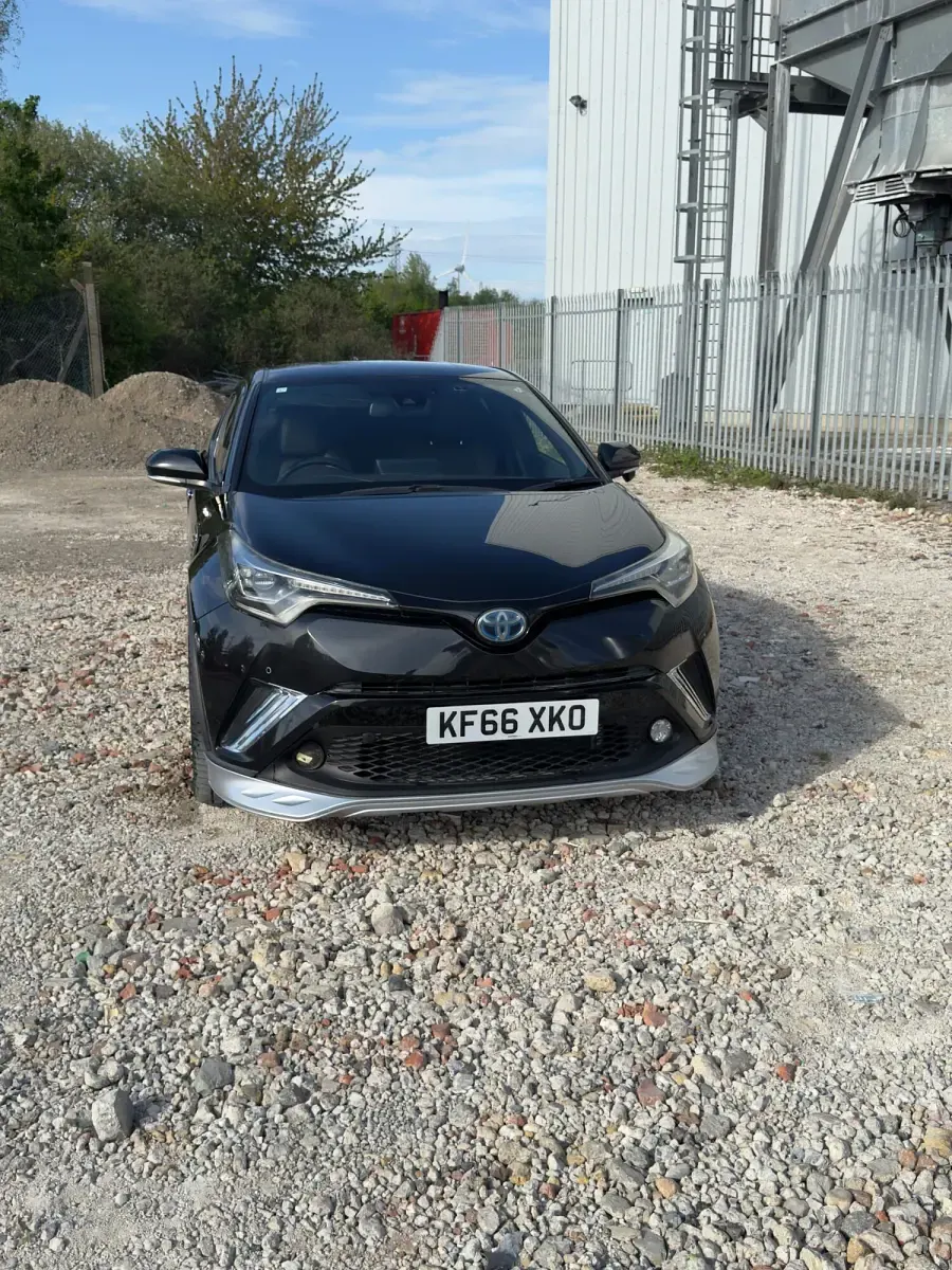 Used Toyota C-HR 2017 Black SUV