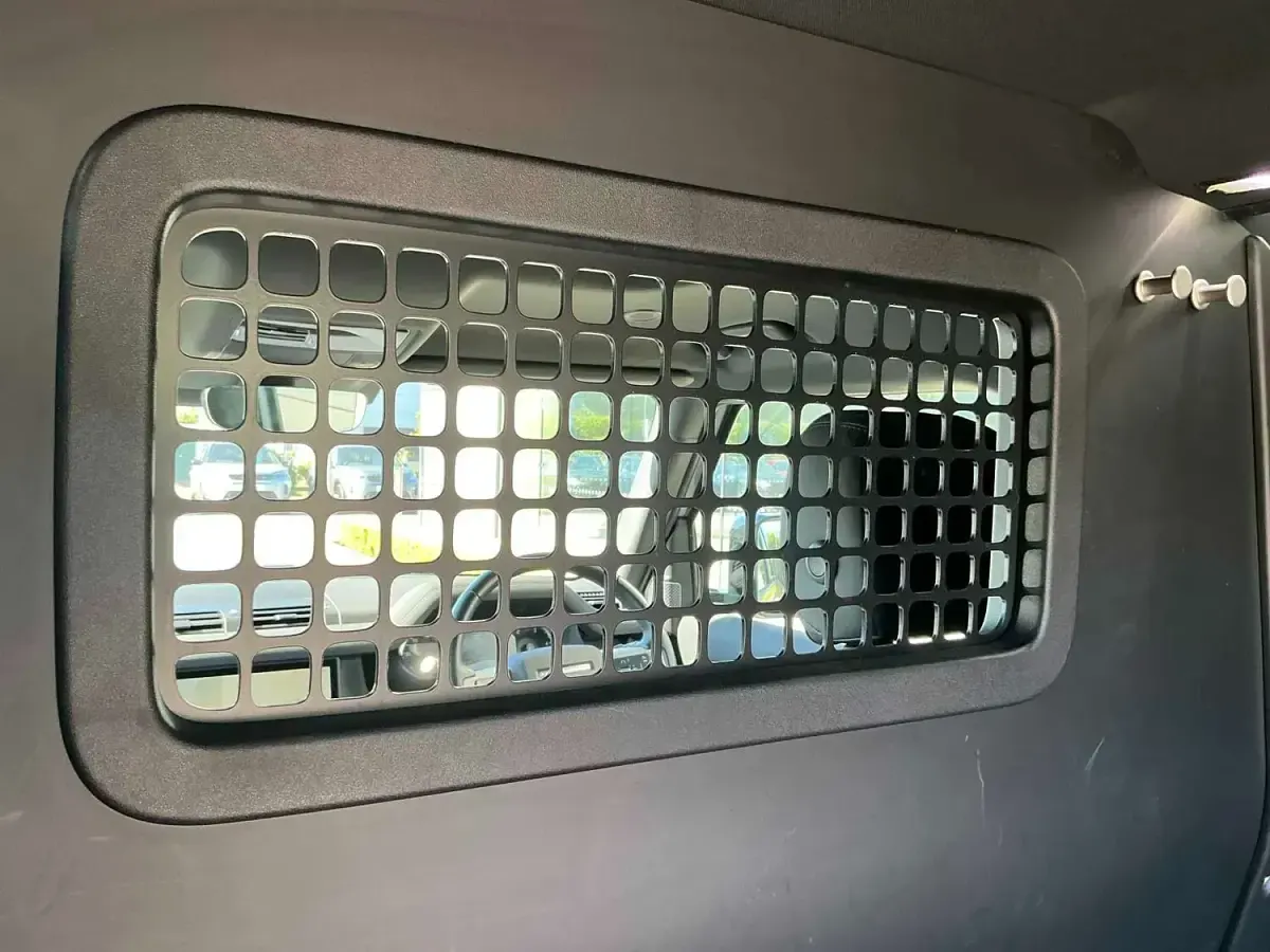 Used Land Rover Defender SE 2023 Grey SUV