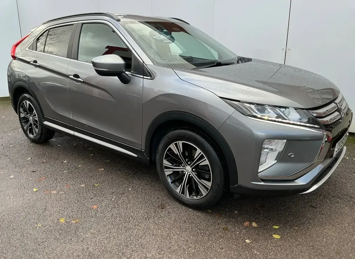 Usado Mitsubishi Eclipse Cross 163 HP (119 kW) 2019 Cinzento SUV