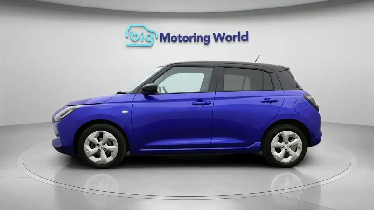 Used Suzuki Swift 82 HP (60 kW) 2024 Blue Hatchback