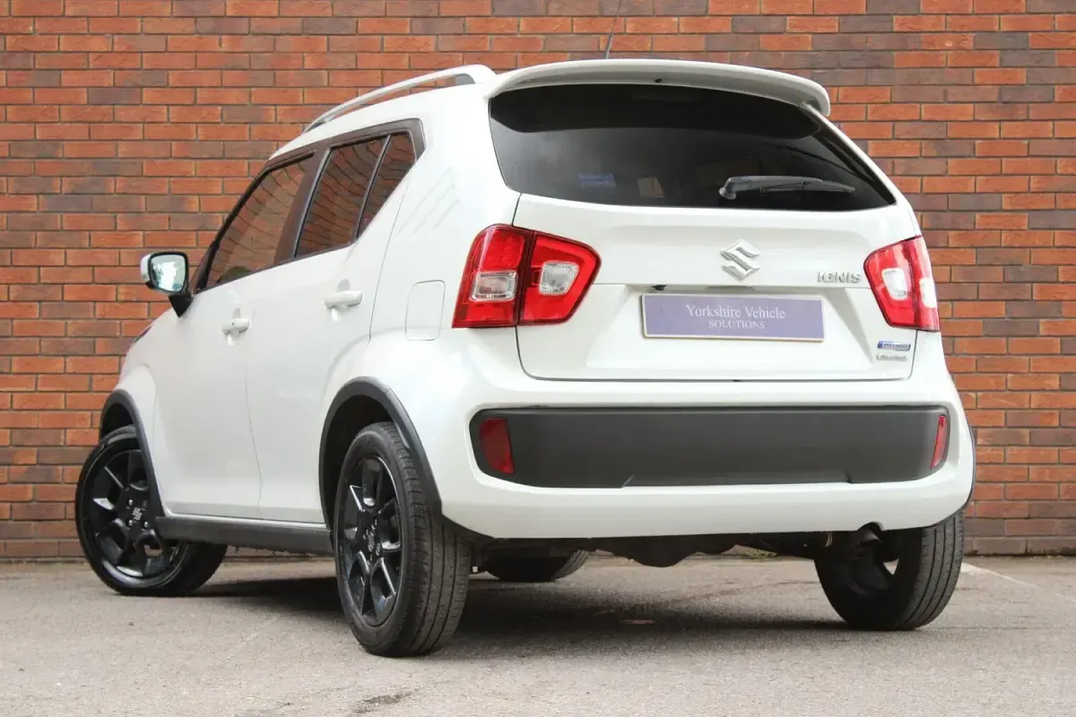 Used Suzuki Ignis SZ5 90 HP (66 kW) 2018 White SUV