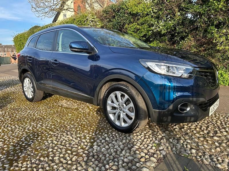 Usado Renault Kadjar Dynamique 130 HP (95 kW) 2015 Azul SUV