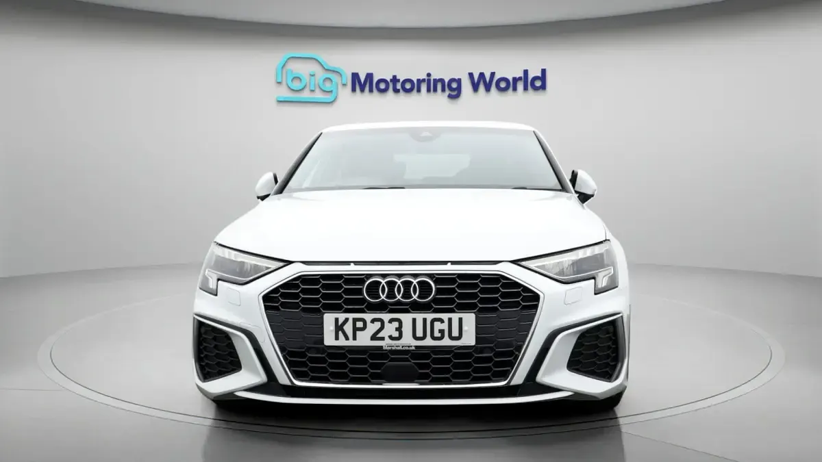 Used Audi A3 S-Line 150 HP (110 kW) 2023 White Sedan