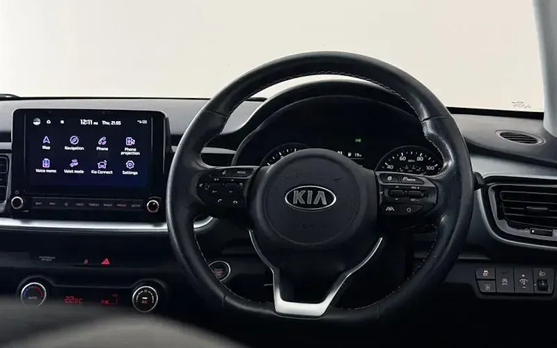 Used Kia Stonic 120 HP (88 kW) 2020 Black SUV