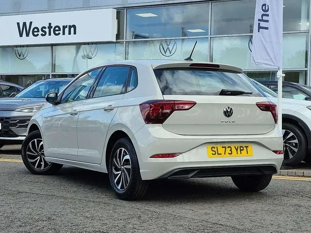 Used VW Polo Life 80 HP (58 kW) 2023 Grey Hatchback