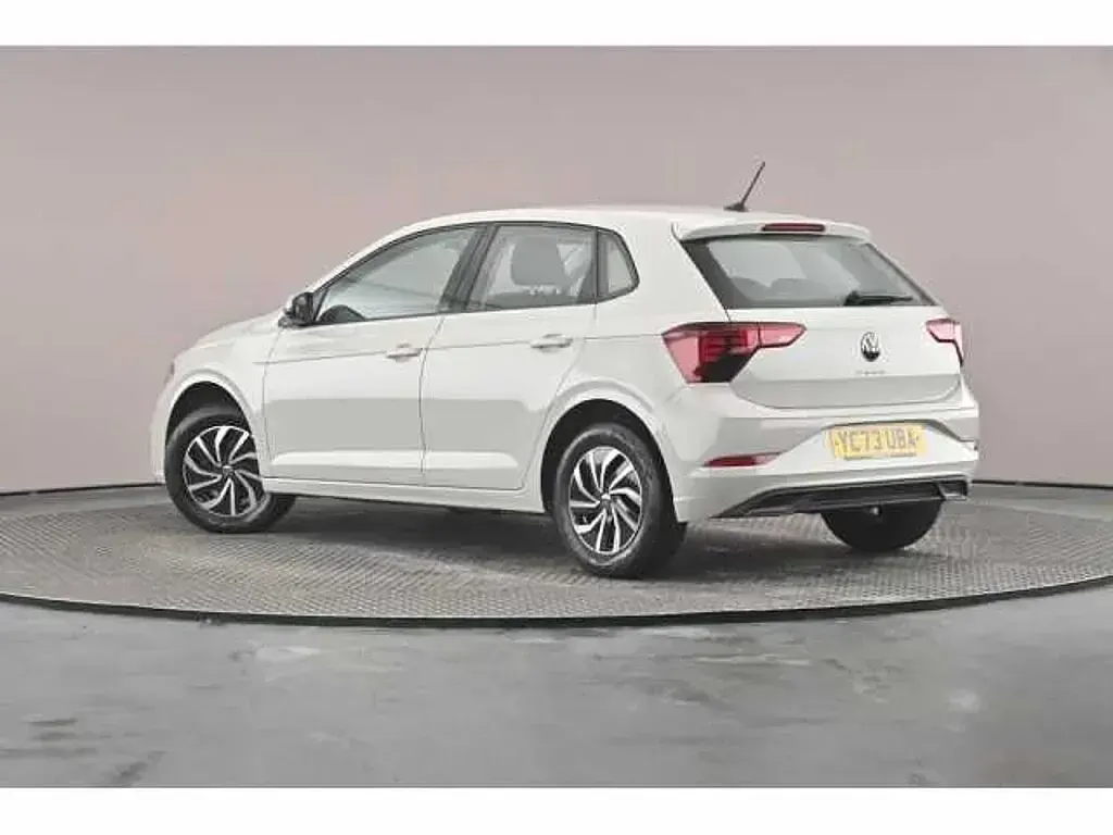 Used VW Polo 80 HP (58 kW) 2023 Hatchback