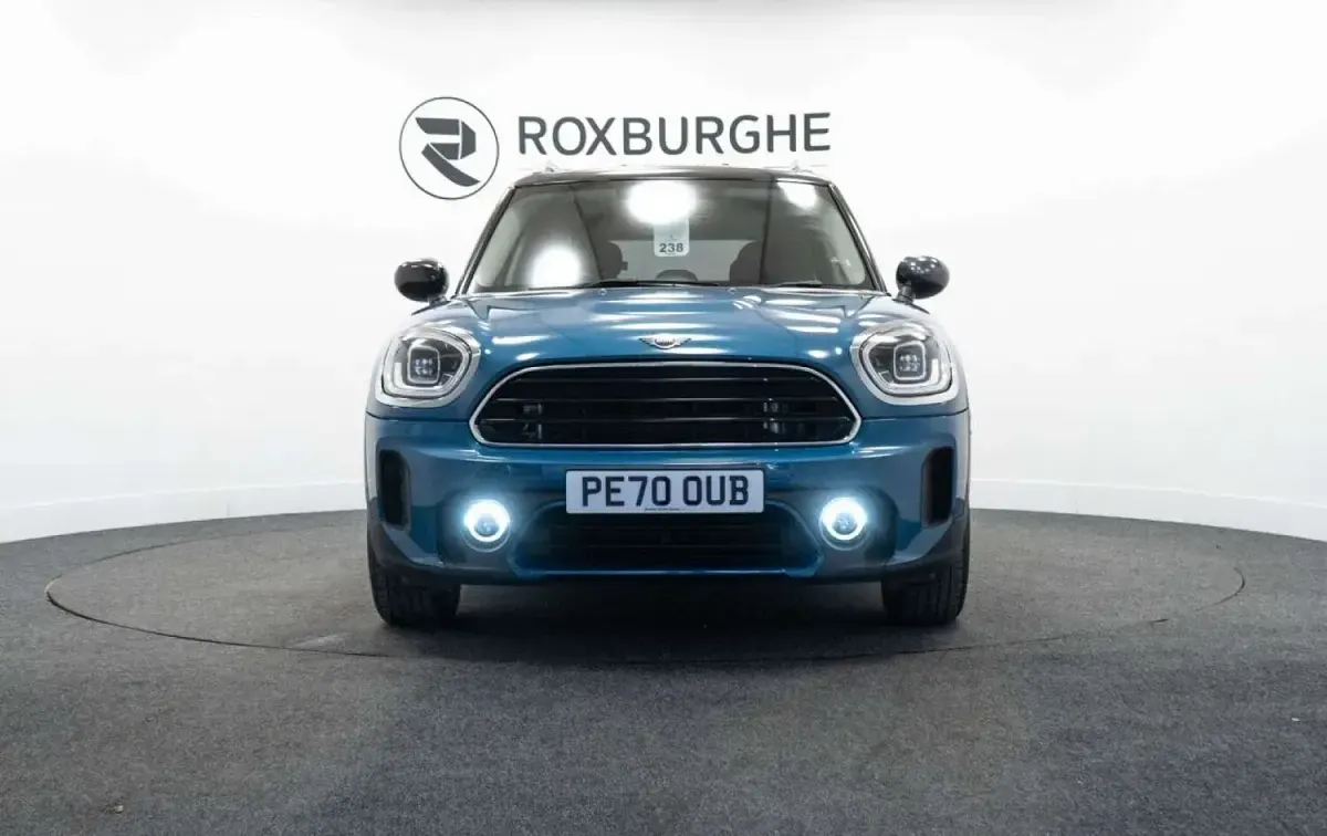 Używany Mini Cooper Countryman Classic 136 KM (100 kW) 2020 Niebieski SUV