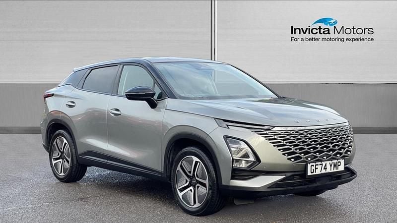 Used Omoda 5 186 HP (136 kW) 2024 Silver with black roof SUV