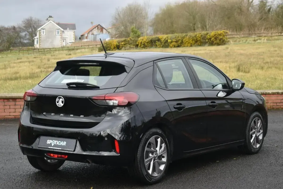 Used Vauxhall Corsa Design Edition 100 HP (73 kW) 2024 Black Hatchback