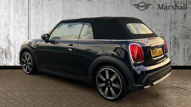 Used Mini Cooper Exclusive 134 HP (98 kW) 2023 Black Hatchback