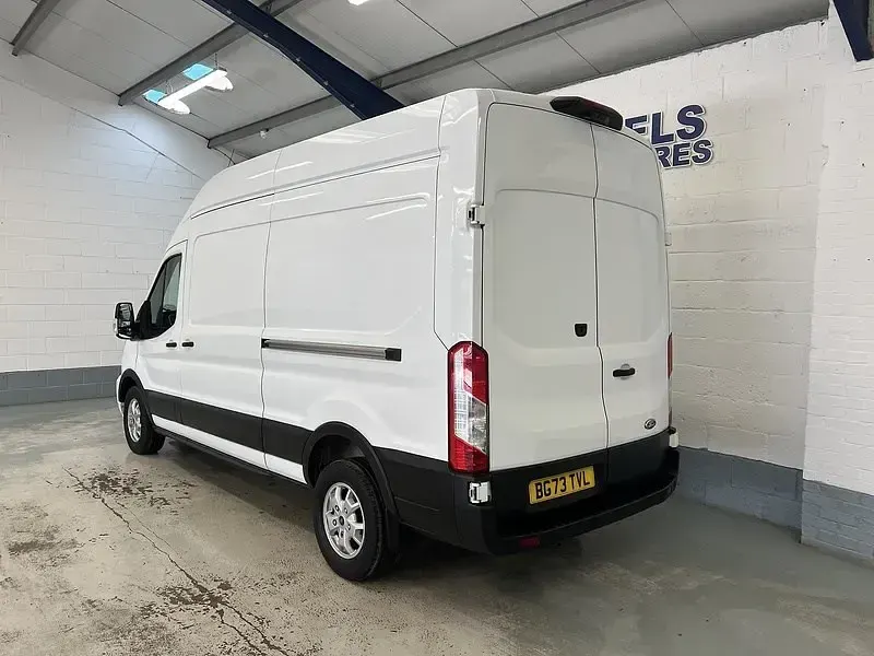 Used Ford Transit Limited 130 HP (95 kW) 2023 White Van