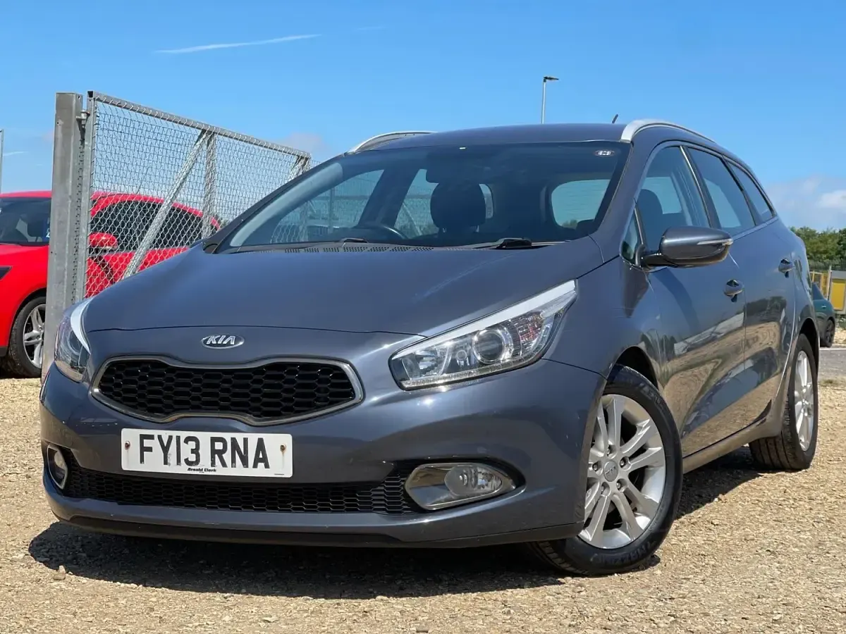 Used Kia Ceed Sportswagon 128 HP (94 kW) 2013 Blue Estate