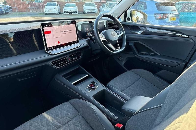 Used VW Tiguan Match 204 HP (150 kW) 2024 White SUV