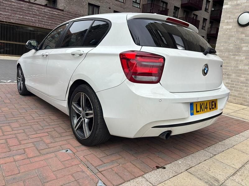 Used BMW 116 Sport Line 2014 White Hatchback