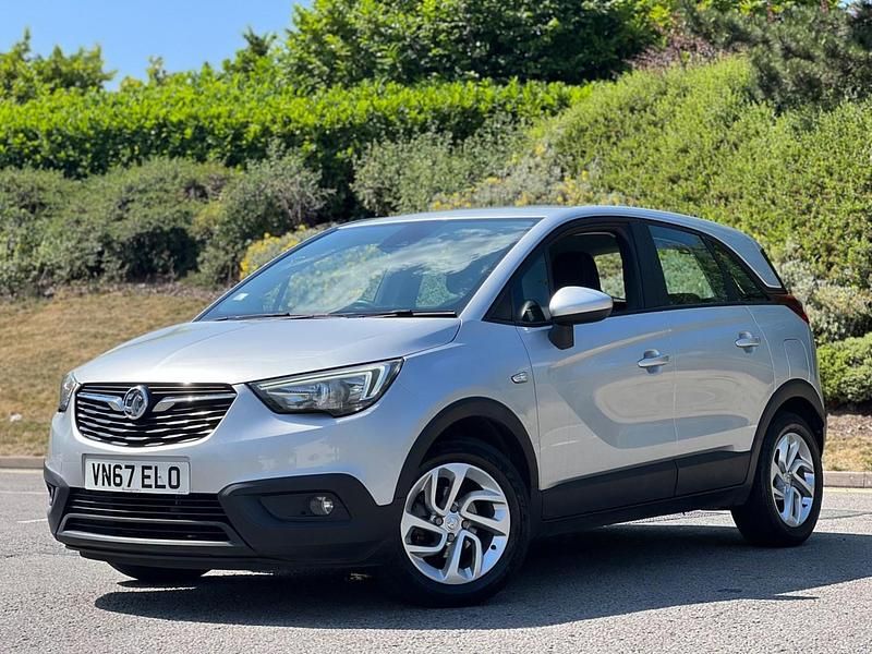 Used Vauxhall Crossland X 81 HP (59 kW) 2017 Silver SUV