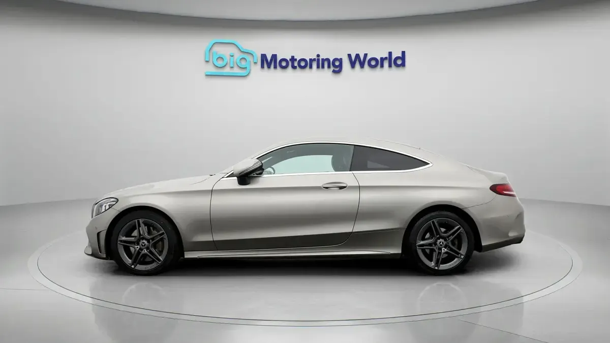 Usado Mercedes C300 AMG line 258 CV (189 kW) 2021 Coupe