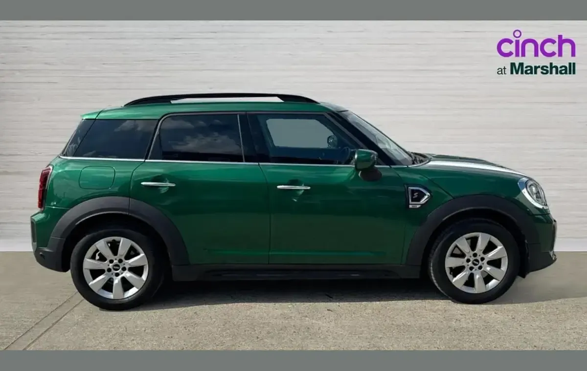 Używany Mini Cooper S Countryman Classic 178 KM (130 kW) 2020 Zielony SUV