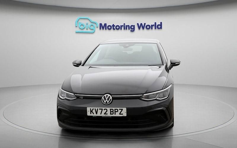 Used VW Golf VIII R-line 131 HP (96 kW) 2024 Hatchback