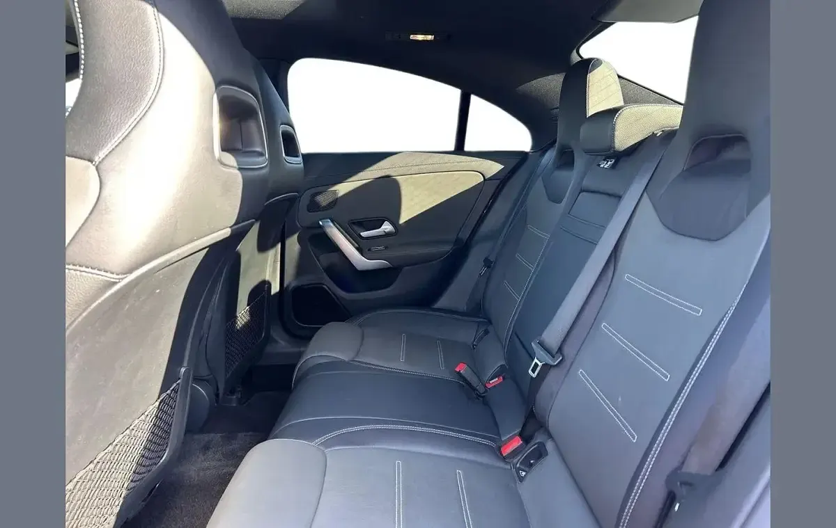 Usado Mercedes CLA220 AMG Line Premium Plus 187 HP (137 kW) 2020 Vermelho Sedan