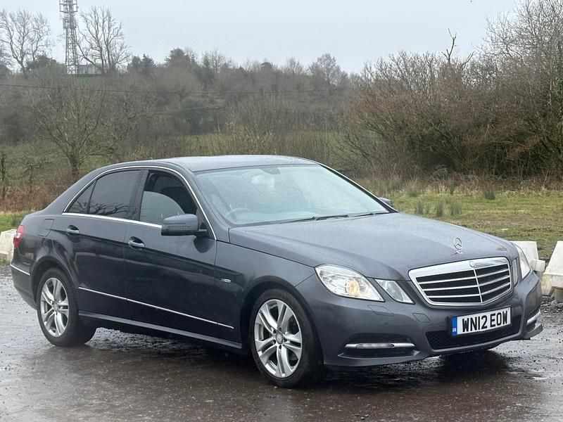 Used Mercedes E220 Executive 170 HP (125 kW) 2012 Grey Sedan