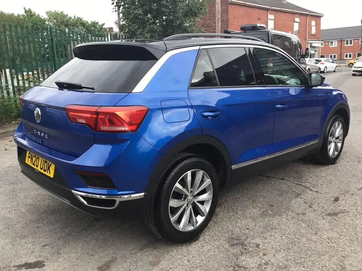 Used VW T-Roc Design 115 HP (84 kW) 2020 Blue SUV