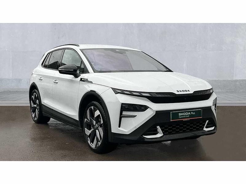 Moon white metallic Used 2025 Skoda Elroq vRS SUV | £39,990 - Image 1/4