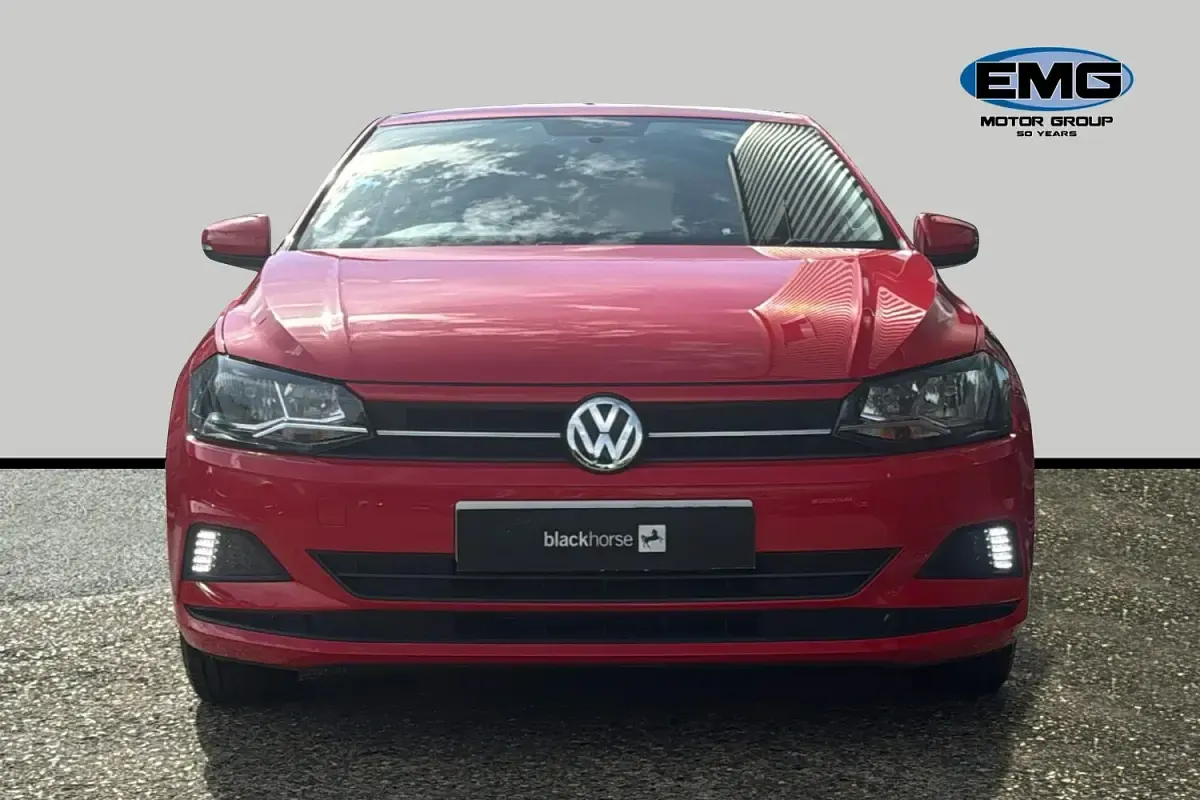 Used VW Polo SE 80 HP (58 kW) 2020 Red Hatchback