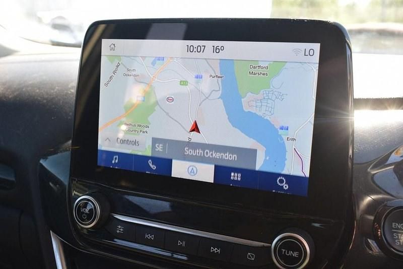 Used Ford Puma Titanium 125 HP (91 kW) 2022 Silver SUV