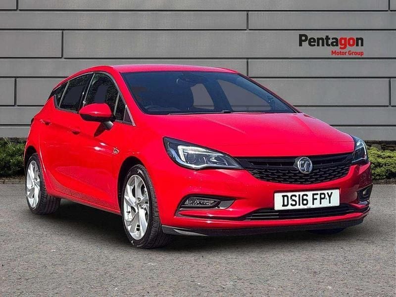 Red Used 2016 Vauxhall Astra SRi Hatchback | £5,995 (Good price) - Image 1/4