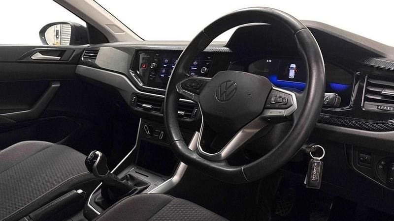 Used VW Taigo Life 110 HP (80 kW) 2023 Black SUV