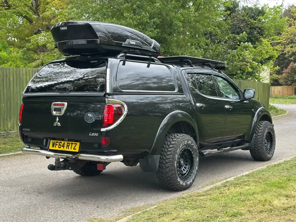 Usado Mitsubishi L200 178 HP (130 kW) 2014 Preto Pickup