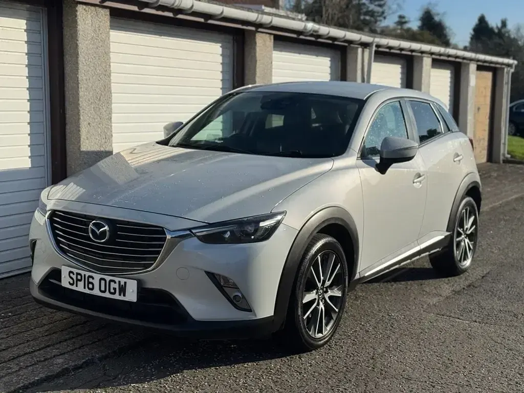 Usado Mazda CX-3 Inclusive 105 HP (77 kW) 2016 Prateado SUV
