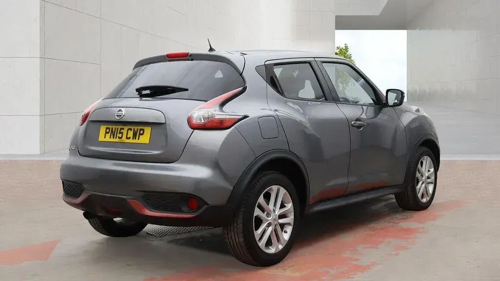 Used Nissan Juke Acenta Premium 115 HP (84 kW) 2015 Grey SUV