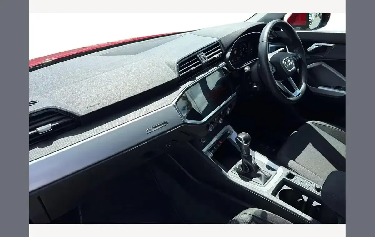 Used Audi Q3 Design 150 HP (110 kW) 2022 Tango red SUV