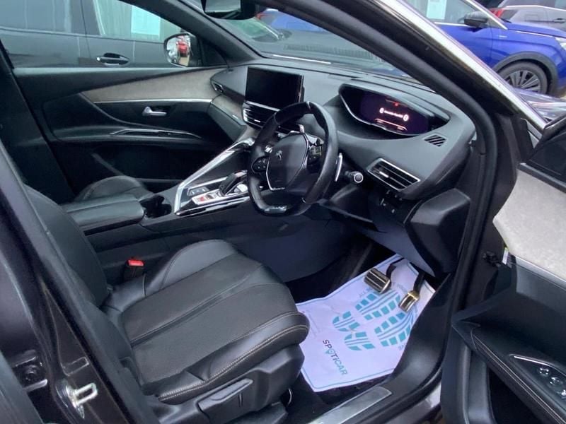 Grey Used 2022 Peugeot 5008 GT MPV | £23,290 (Fair price) - Image 1/2