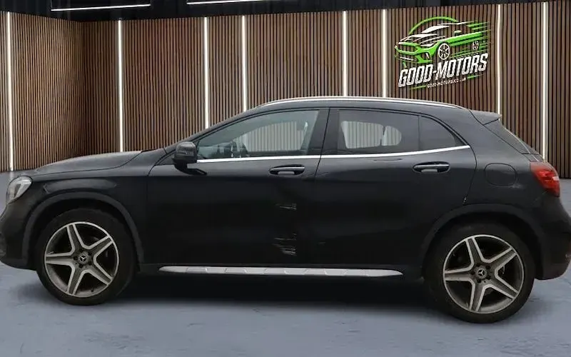 Used Mercedes GLA200 AMG line 156 HP (114 kW) 2018 Black SUV